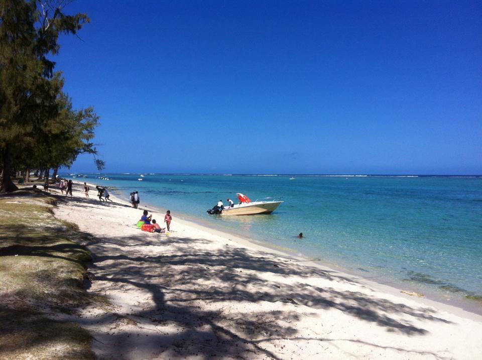 Residence La Plage Flic en Flac Luaran gambar