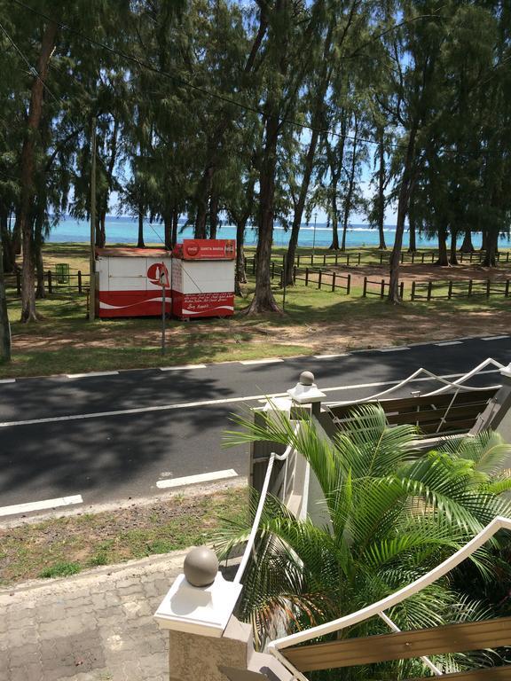Residence La Plage Flic en Flac Luaran gambar